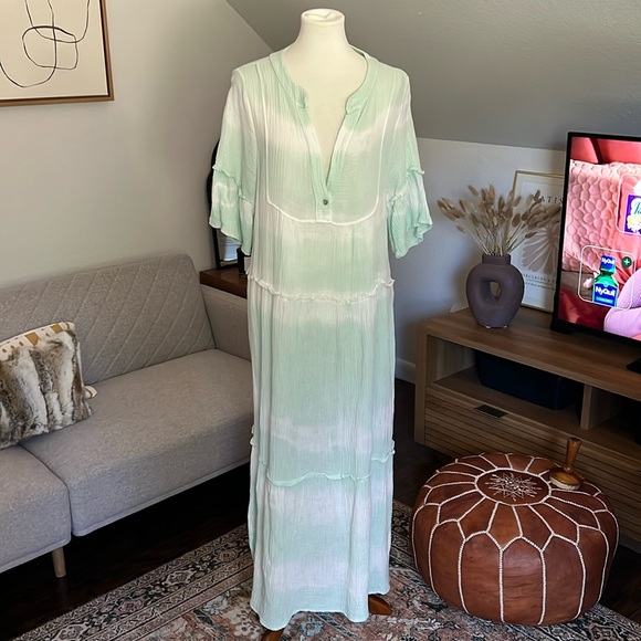 Kiwi Saint Tropez Beach Coverup - Picture 1 of 6